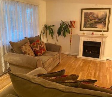 Westwood House | Lovely home away from home 4BR 3ba