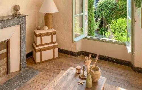 Villeneuve-sur-Yonne House | Lovely Home In Villeneuve-Sur-Yonne