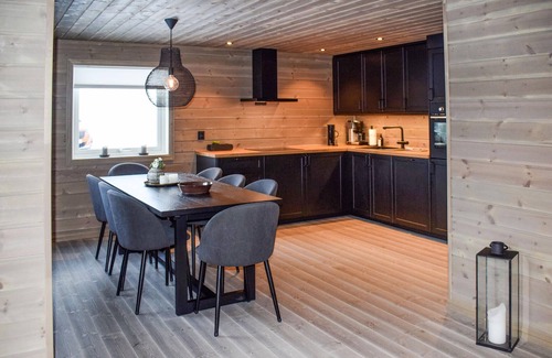 Kroderen House | Lovely home in Eggedal with WiFi