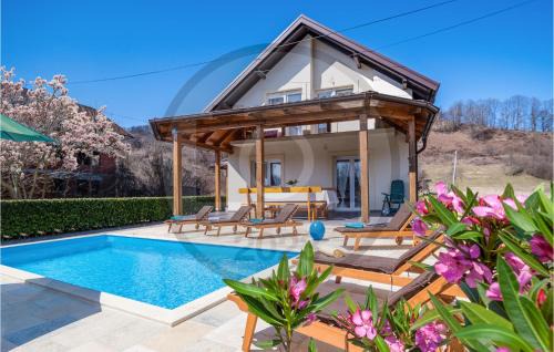 Hrvatska Kostajnica House | Lovely Home In Hrvatska Kostajnica
