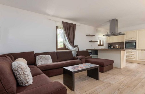 Rakovci House | Lovely home in Porec with WiFi