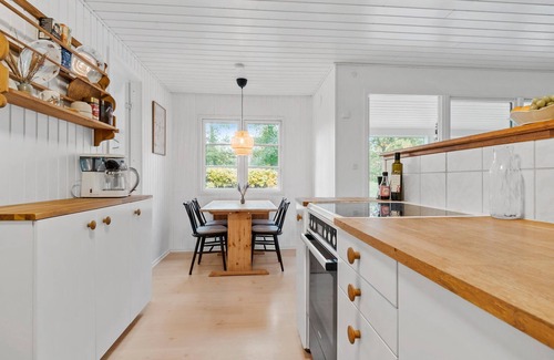 Sjllands Odde House | Lovely home in Sjællands Odde with WiFi