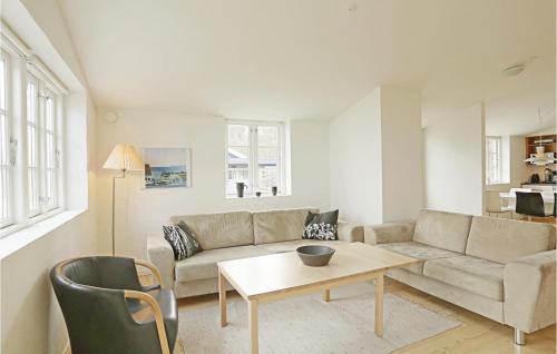 Listed House | Lovely Home In Svaneke With Wifi