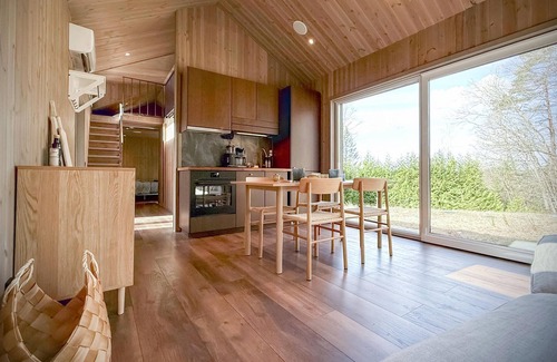 Tollered House | Lovely home in Tollered with lake view