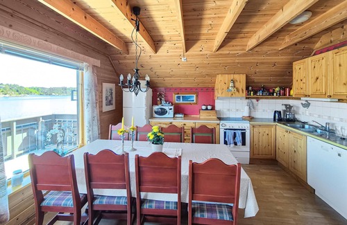 Bomlo House | Lovely home in Urangsvåg