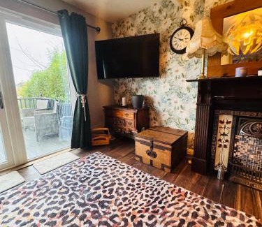 Rosyth House | Lovely house close to Edinburgh, Dunfermline, M90