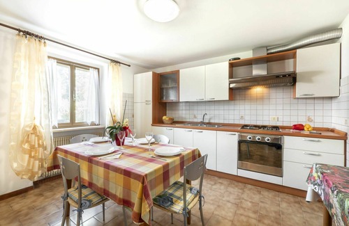 Rive D'Arcano House | Lovely apartment in villa for 6 guests with TV and patio