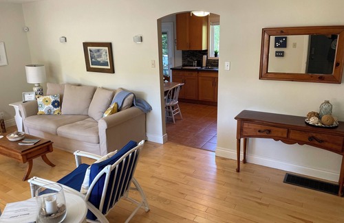 Ingramport Cottage | Lovely Lakefront Cottage near Sandy Beaches and Hiking/Biking Trail