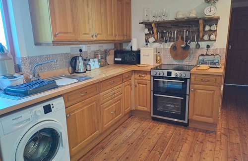 Gulval Ski Chalet | Lovely Lodge in the woods overlooking Mounts Bay. Sleeps 6. Private parking.