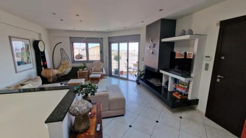 Filopappou Apartment | Lovely Maisonette next to Acropolis