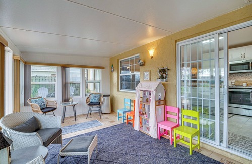 Surfside Estates Cottage | Lovely Merritt Island Home w/Kayak + Fire Pit!