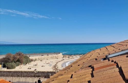 Antibes City Centre Apartment | Lovely one bedroom apartment in the old town of Antibes