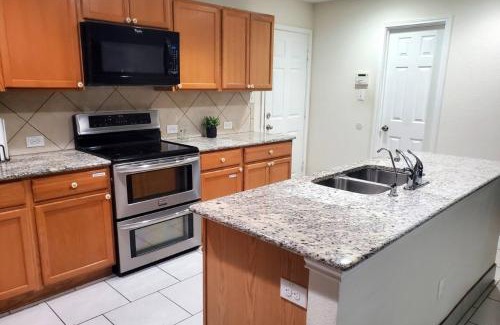 Kyle House | Lovely Room 1 Near San Marcosatx