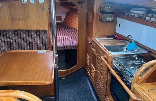 Kruununhaka Boat Rental | Lovely Sailingboat room near center