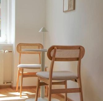 Jakomini Apartment | LOVELY STYLE Apartment