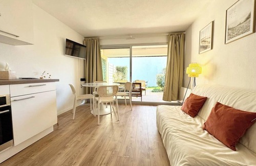 Morbihan Apartment | Lovely T2 - Terrasse & jardin - 50m des plages