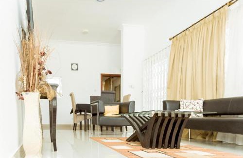 Kweiman House | Lovely two-bedroom house near Aburi Accra