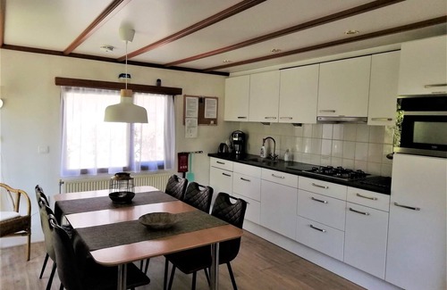 Diever Ski Chalet | Lovely vacation home on beautiful park