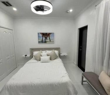 Tamiami Apartment | Lovers Cove