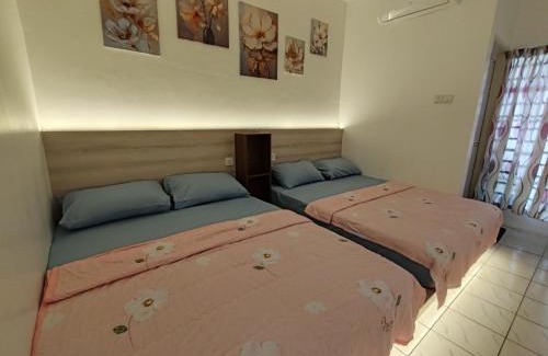 Kampung Kayu Ara House | Loveu homestay 126 S2