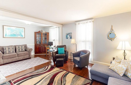 Bucksport House | Lower Corbel House