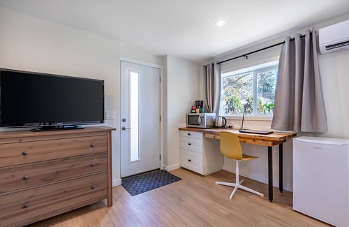 Central Okanagan Apartment | Lower Mission Private Suite