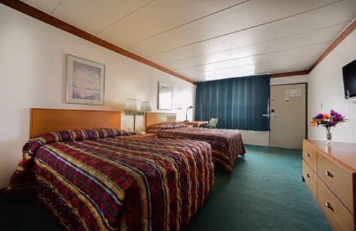 Maryville Hotel | Loyalty Inn Maryville