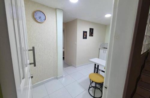 Ibarra Apartment | LoyRiver Suits l