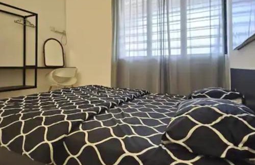 Rahang Kecil House | LSH Homestay