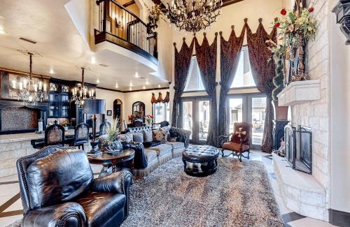 Lubbock House | Lubbock Luxury Living