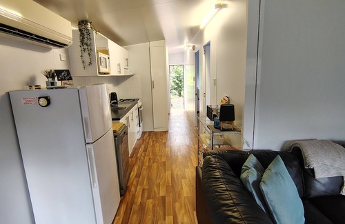 North Maleny House | Lucas Parklands - The Studio, privacy on 26 acres, direct access to Great Walk