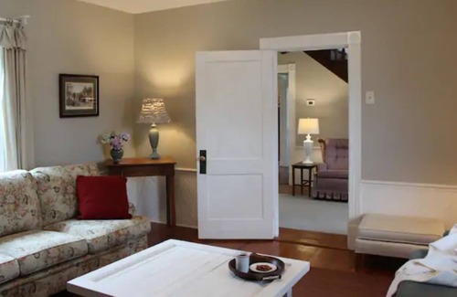 Red House House | Lucks Branch Farm, Your Secluded Getaway!