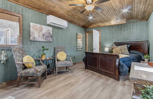 Bandera House | Lucky Star Ranch - Stargazer
