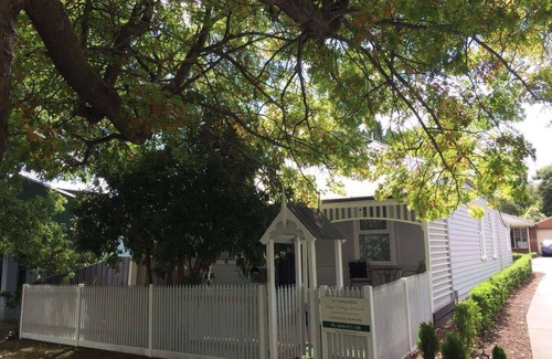 Healesville Cottage | Lucy's Cottage Healesville