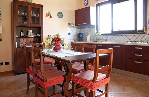 Cinisi House | Lucy's Cottage Holidays