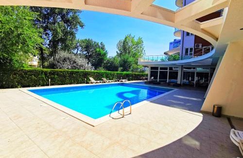 Constanta Apartment | Luisa Lux Apartment - Sat Vacanta