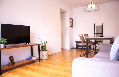 Villa Urquiza Apartment | Lujoso y Amplio! Terraza y Garage! Exclusivo!