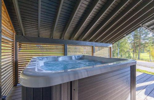 Jamsa Villa | Luksushuvila Villa Marvik