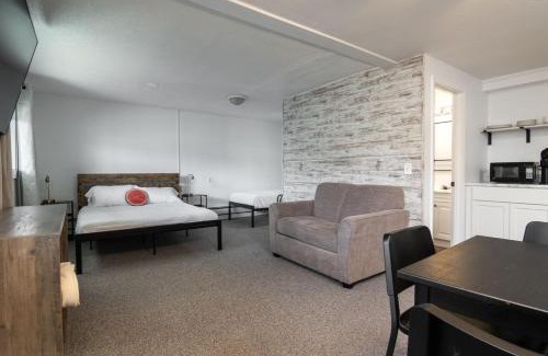 Balsam Lake Apartment | LumberJill Lodge Room 7