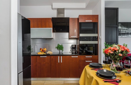 Mirow Apartment | Lumina platinium Tower Apartments