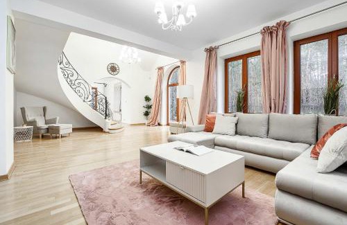 Wawer Apartment | Lumina villas in Warsaw