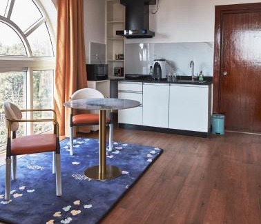 Boudhha Apartment | Luminous Apartments & Suites