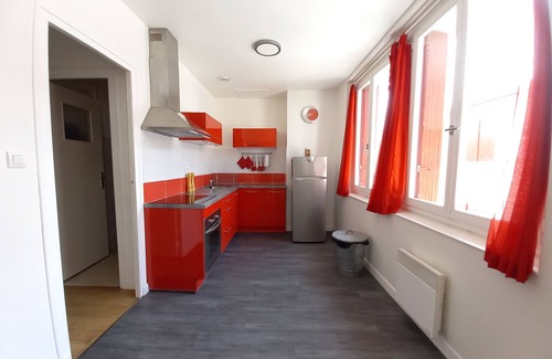 Hasparren Apartment | Luminuex apartment, city center, stunning views
