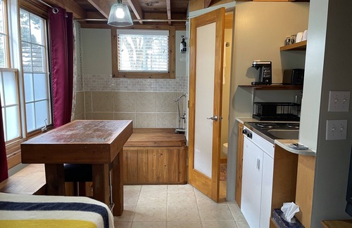 Grand Forks House | Luna Bed and Breakfast