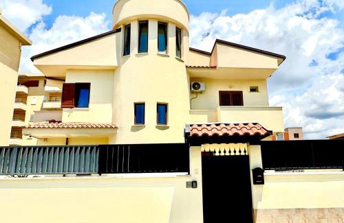 Gallico Marina House | Luna di Sale - Romantic Sea Rooms & Apartments