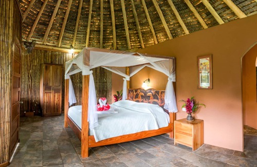 Carate Cabin | Luna Lodge