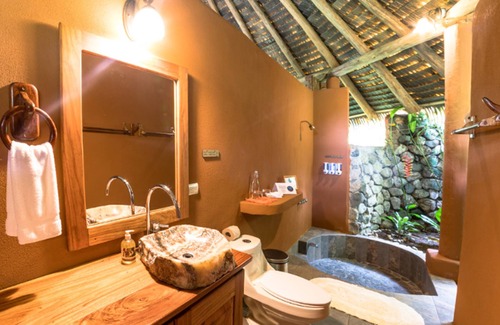 Carate Cabin | Luna Lodge