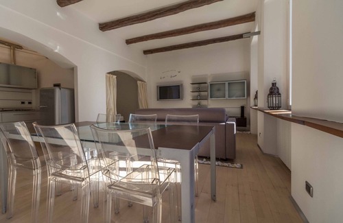 Lecco Apartment | Lungolago Holiday Home - Affitti Brevi Italia