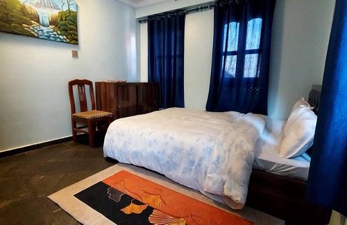 Bhaktapur House | Luniva Restaurant And Guest House