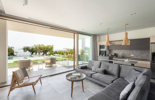 Elia Nikitis Villa | Luria Homes